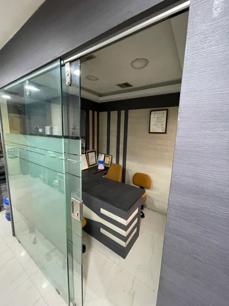 Team Area, bbd bagh Commercial Office Space 1680 Sq.Ft. In Bbd Bagh Kolkata 10718029