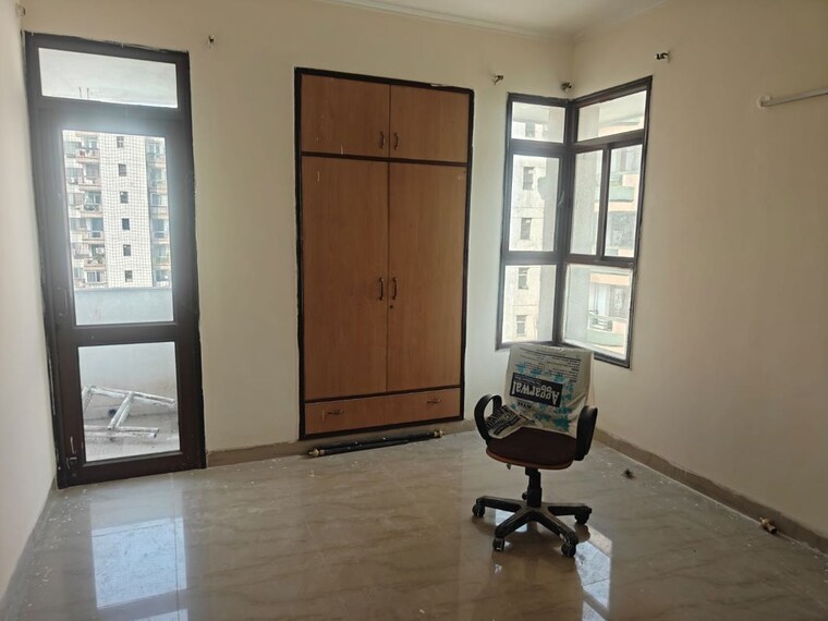  Parking, vipul-greens 3 Bedroom 1665 Sq.Ft. Apartment In Sector 48 Gurgaon 10718052