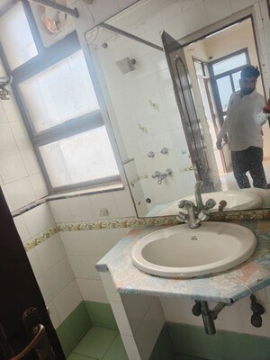 Bathroom in 3 BHK Apartment at Vipul Greens, Sector 48 – for Rent
