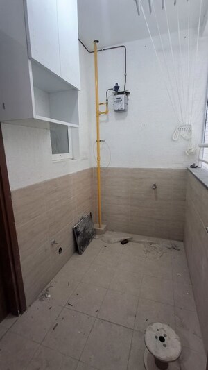 Bathroom in 4 BHK Apartment at Prestige Beverly Hills, Kokapet – for Rent