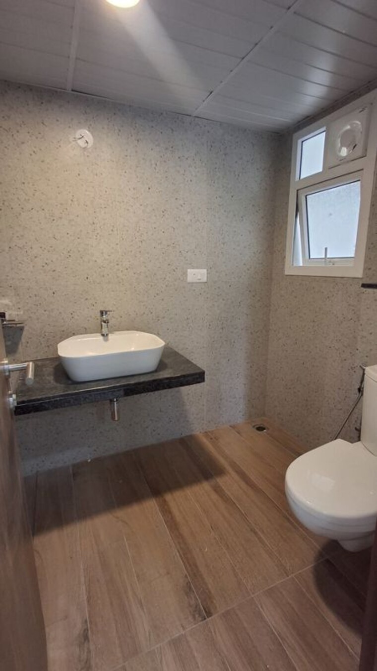 Bathroom, prestige-beverly-hills 3 Bedroom 2124 Sq.Ft. Apartment In Kokapet Hyderabad 10718075
