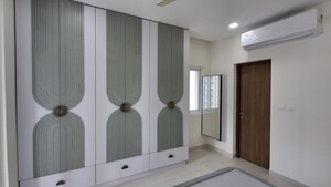 Room in 3 BHK Apartment at Prestige Beverly Hills, Kokapet – for Rent