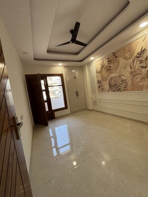 Room in 3 BHK Builder Floor at BP Homes, Sector 85 – for Sale