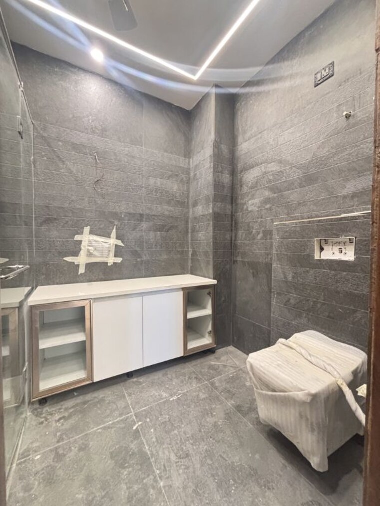 Attached Bathroom, bp-homes 3 Bedroom 2250 Sq.Ft. Builder Floor In Sector 85 Faridabad 10681979