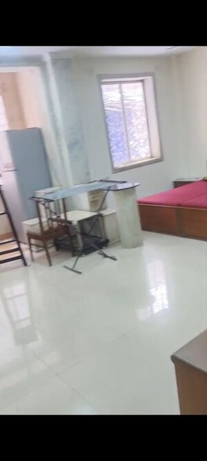 Living Room in 3 BHK Apartment at Marine Chambers, Marine Lines – for Rent