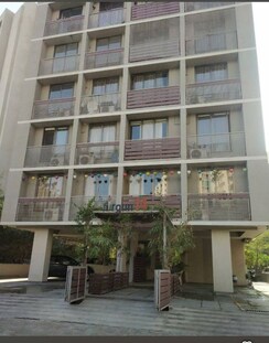 3 BHK +Apartment For Rent in Makarba