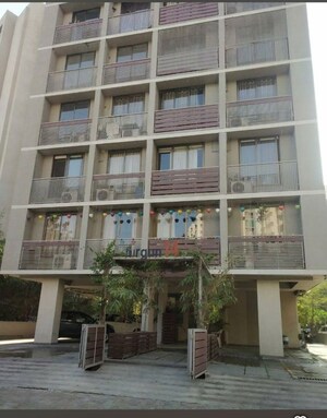 3 BHK Apartment For Rent in Makarba