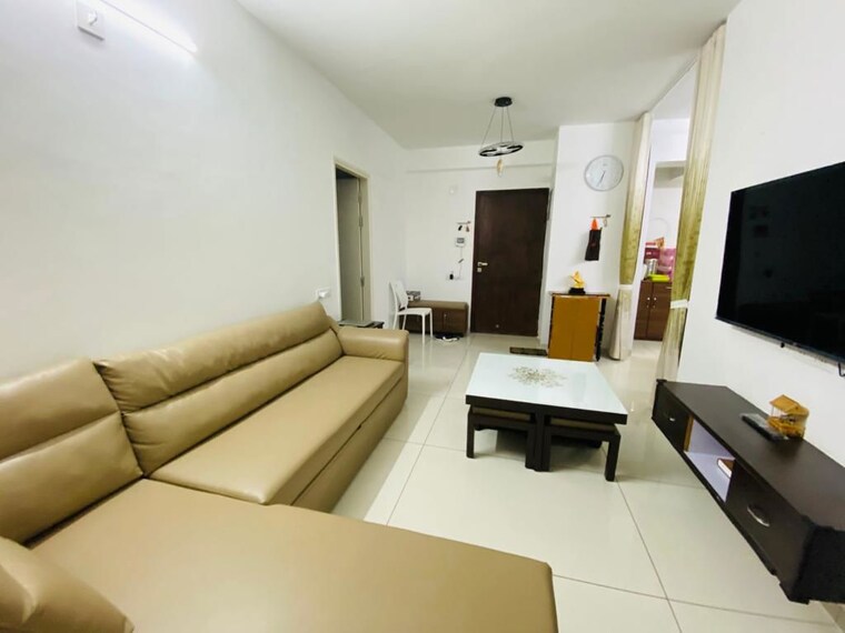 Living Room, makarba 3 Bedroom 1600 Sq.Ft. Apartment In Makarba Ahmedabad 10718118