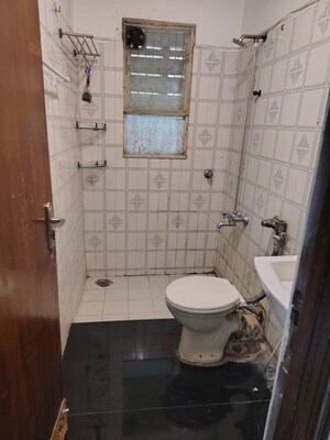 Bathroom in 3 BHK Apartment at Resham Apartments, Andheri West – for Rent