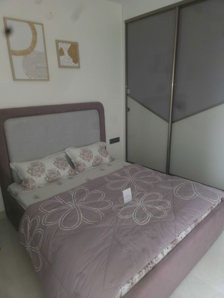 Room, skywhales-vienna-greens 3 Bedroom 171 Sq.Yd. Builder Floor In Sector 99a Gurgaon 10717979