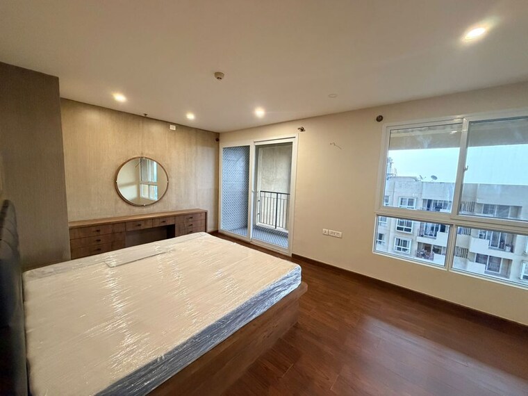 Room, bhartiya-city 4 Bedroom 3900 Sq.Ft. Penthouse In Thanisandra Main Road Bangalore 10718172