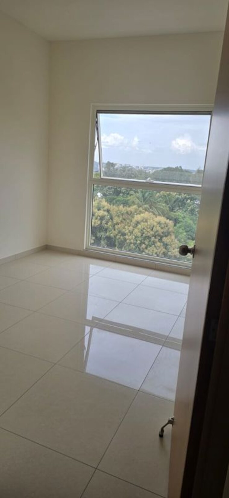 Room, bhartiya-city 4 Bedroom 3900 Sq.Ft. Penthouse In Thanisandra Main Road Bangalore 10718172