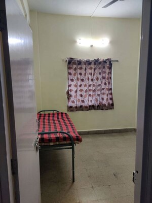 Bedroom in 1 BHK Apartment at Minal Apartment, Erandwane – for Rent
