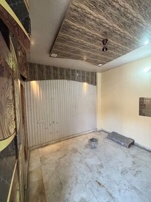 Room in 2 BHK Builder Floor at Uttam Nagar – for Rent