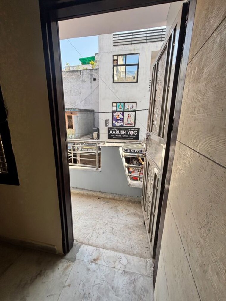 Balcony, uttam nagar 2 Bedroom 800 Sq.Ft. Builder Floor In Uttam Nagar Delhi 10718181