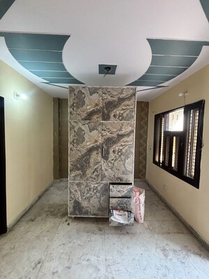 Room in 2 BHK Builder Floor at Uttam Nagar – for Rent