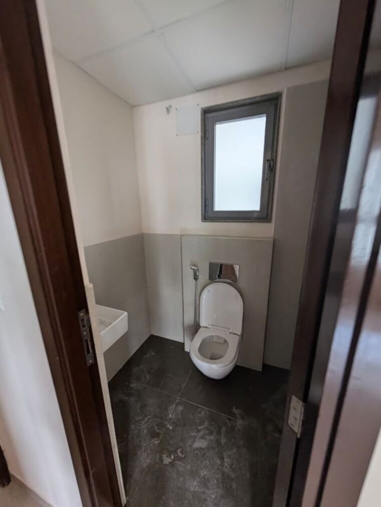 Bathroom, piramal-vaikunth 1.5 Bedroom 550 Sq.Ft. Apartment In Balkum Pada Thane 10718174