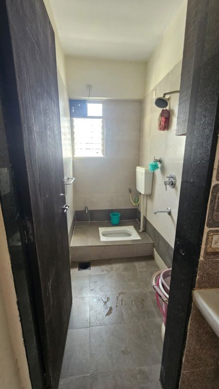 Bathroom, dk-aadrika 2 Bedroom 950 Sq.Ft. Apartment In Vadgaon Budruk Pune 10718169