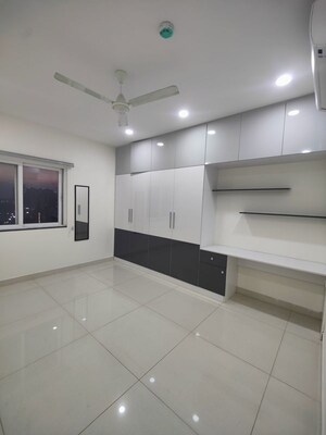Room in 3 BHK Apartment at Prestige Tranquil, Kokapet – for Rent