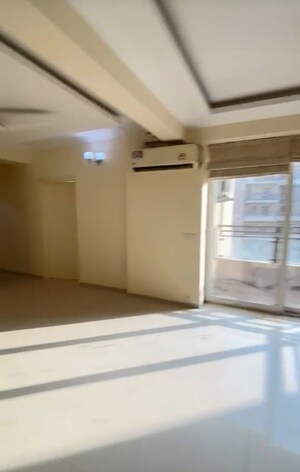 Living Room in 4 BHK Apartment at Tulip Violet, Sector 69 – for Rent