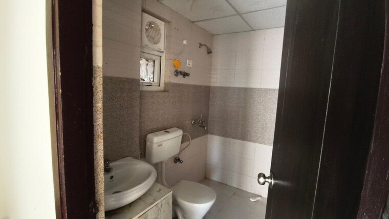 Bathroom, signature-global-grand-iva 2 Bedroom 679 Sq.Ft. Apartment In Sector 103 Gurgaon 10703770