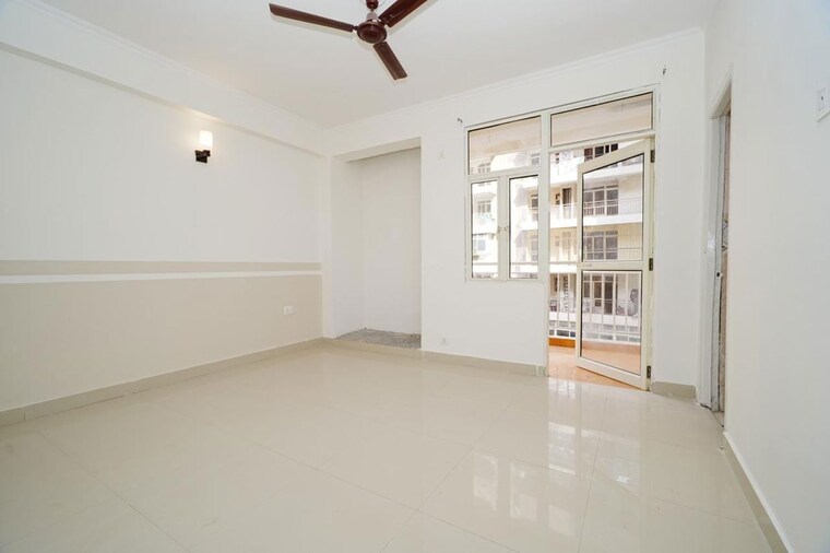 Room, sg-impressions-plus 2 Bedroom 960 Sq.Ft. Apartment In Raj Nagar Extension Ghaziabad 10718255