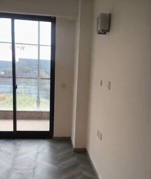 Room in 3 BHK Apartment at Adani Samsara, Sector 60 – for Rent