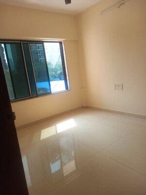 Room in 2 BHK Apartment at Dadar West – for Rent