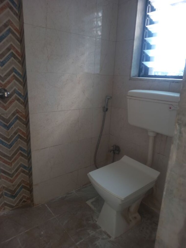 Attached Bathroom, dadar west 2 Bedroom 500 Sq.Ft. Apartment In Dadar West Mumbai 10718272