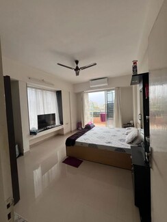 2 BHK Apartment For Rent in Shroff Serenade