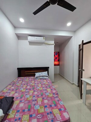  Pg For Rent in Vineet Khand