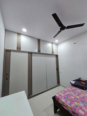 Room in  Pg at Vineet Khand – for Rent