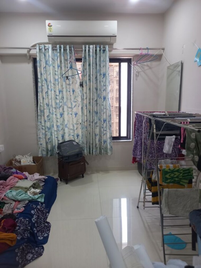 Room, dadar west 2 Bedroom 700 Sq.Ft. Apartment In Dadar West Mumbai 10718318