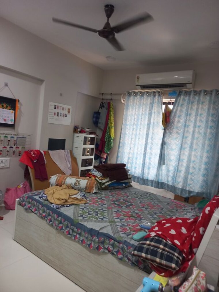 Room, dadar west 2 Bedroom 700 Sq.Ft. Apartment In Dadar West Mumbai 10718318