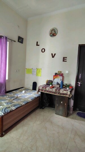  Pg For Rent in Vineet Khand