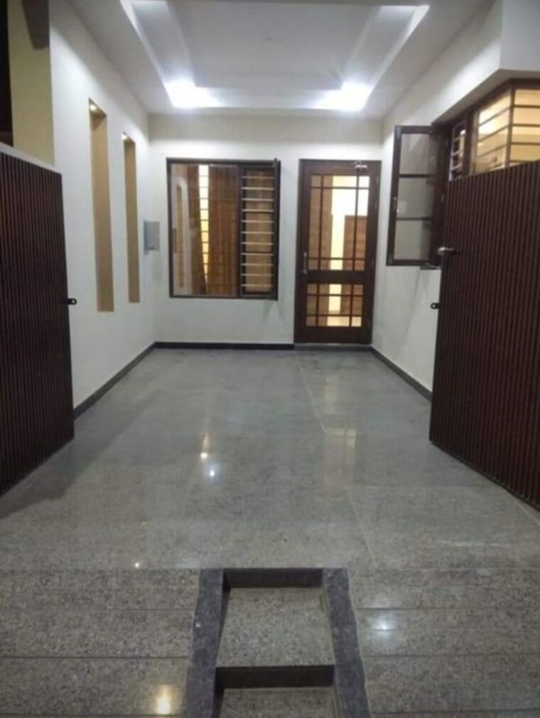 Exterior View, vineet khand Pg For Girls In Vineet Khand 10718341