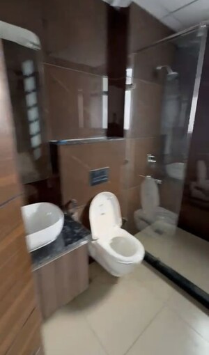 Bathroom in 3 BHK Apartment at Signature Global City 63A, Sector 63a – for Rent