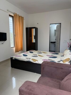 Bedroom in 2 BHK Apartment at Majestique Signature Towers Phase 1, Balewadi – for Rent