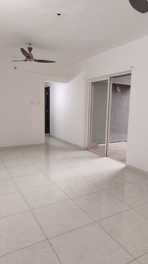 Room in 3 BHK Apartment at Paranjape Azure, Tathawade – for Rent