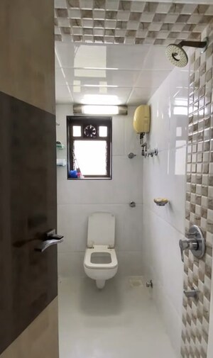Bathroom in 1 BHK Apartment at Hill View Chembur, Chembur – for Sale