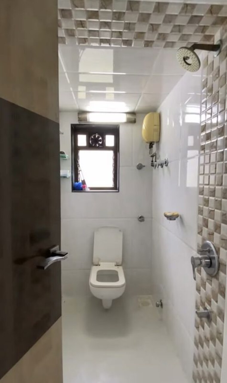 Bathroom, hill-view-chembur 1 Bedroom 400 Sq.Ft. Apartment In Chembur Mumbai 10718437