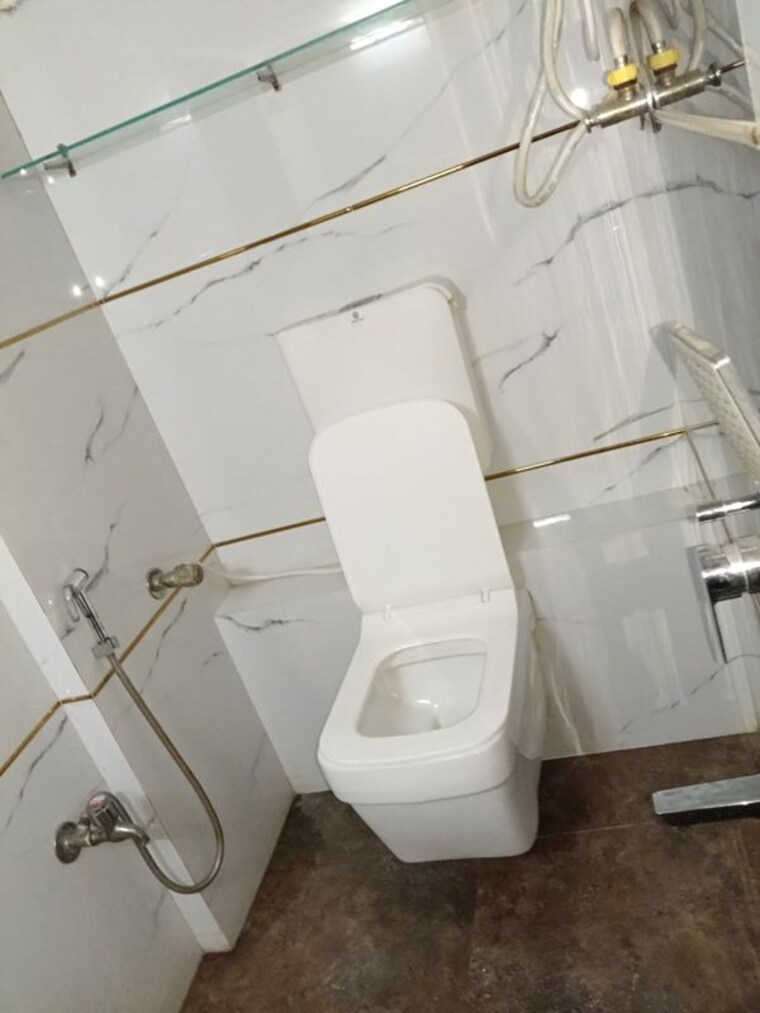 Bathroom, anand-enclave-mira-bhayandar 2 Bedroom 875 Sq.Ft. Apartment In Mira Road Thane 10718467