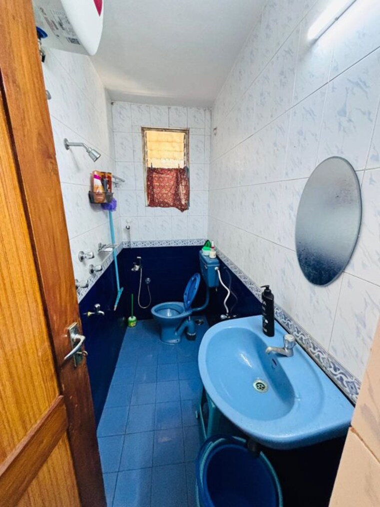 Attached Bathroom, porvorim 2 Bedroom 1000 Sq.Ft. Apartment In Porvorim Goa 10718518