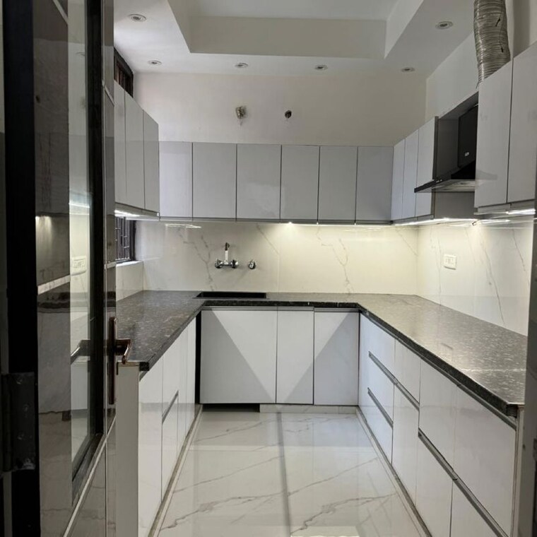 Kitchen, rwa-apartments-sector-108 5 Bedroom 162 Sq.Yd. Villa In Sector 108 Noida 9022663