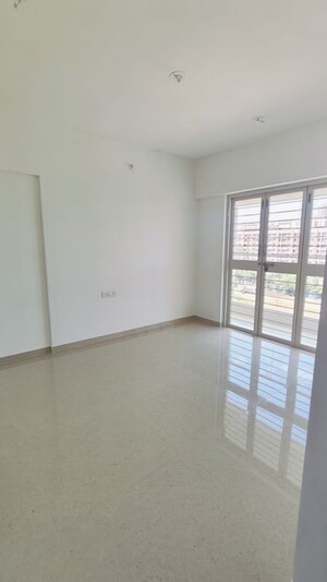 Room in 2 BHK Apartment at RGS Forte, Wakad – for Rent