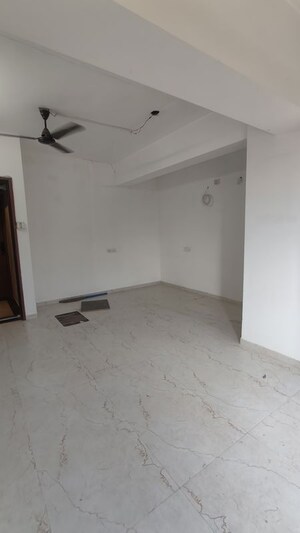 Room in 2 BHK Apartment at RGS Forte, Wakad – for Rent