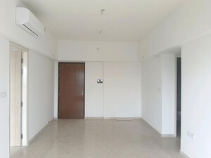 Room in 1 BHK Apartment at Avant Heritage, Jogeshwari East – for Rent