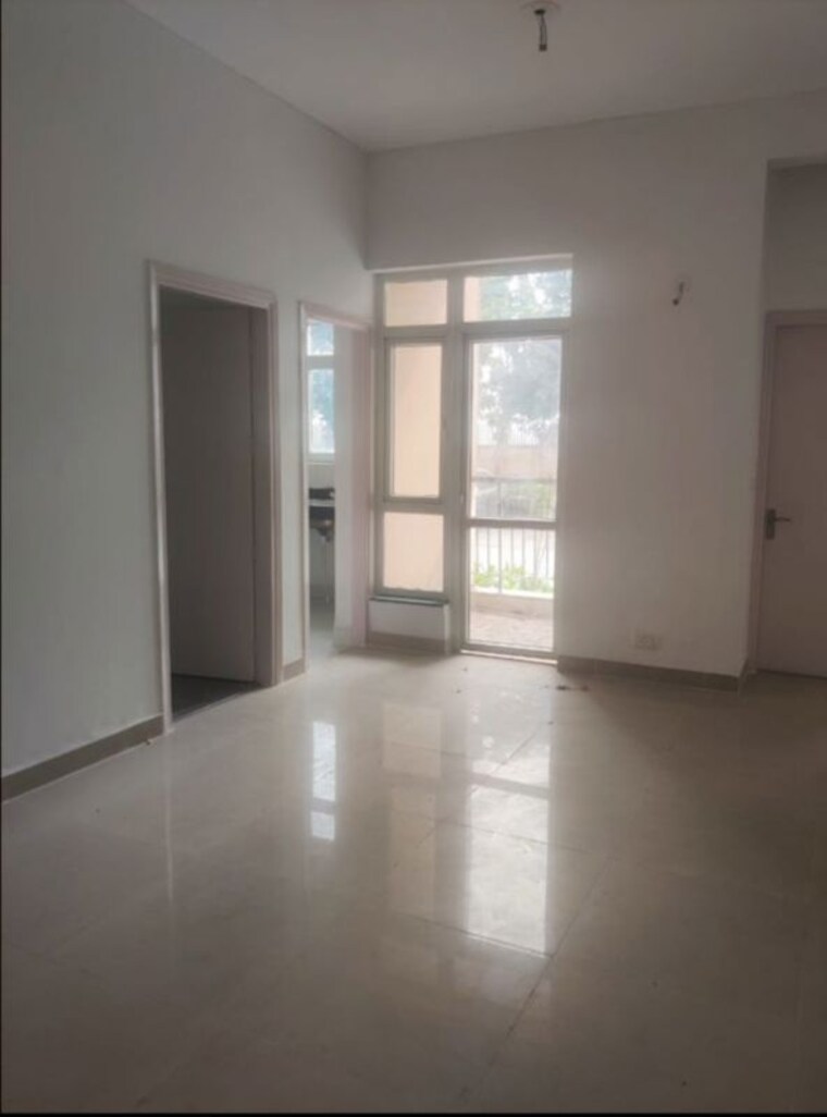 Room, s3-green-avenue 3 Bedroom 645 Sq.Ft. Apartment In Sector 85 Faridabad 10718363