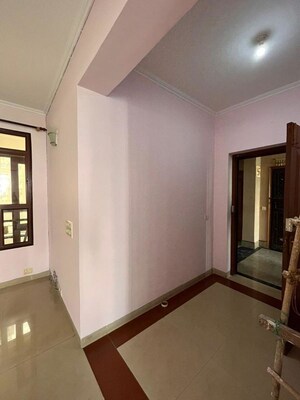 Room in 2 BHK Apartment at Eldeco Acclaim, Sohna Sector 2 – for Rent