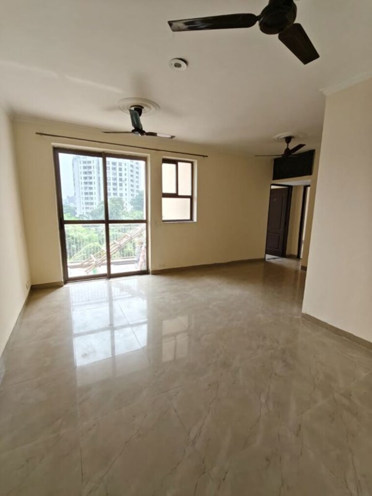 Room, unitech-uniworld-gardens-2 2 Bedroom 937 Sq.Ft. Apartment In Sector 47 Gurgaon 10718684
